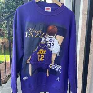 Vintage Utah jazz sweatshirt. Rare. John Stockton & Karl Malone.
